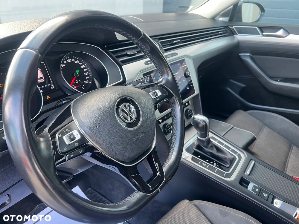 Volkswagen Passat 2.0 TDI BMT Comfortline DSG - 20