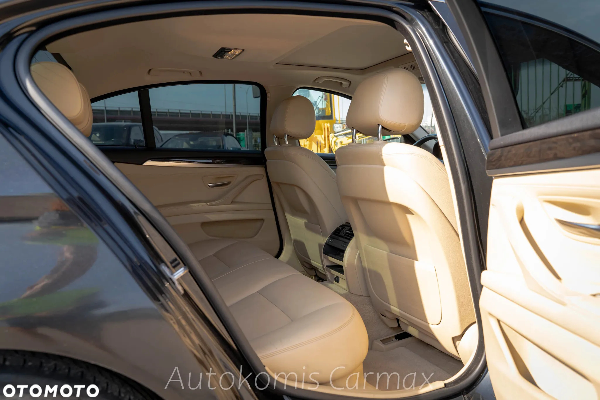BMW Seria 5 535i xDrive - 22