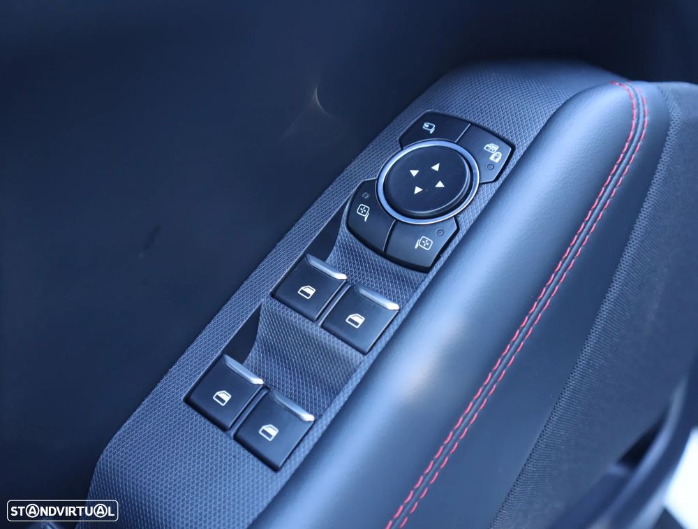 Ford Mustang Mach-E 98.7 kWh Premium - 32