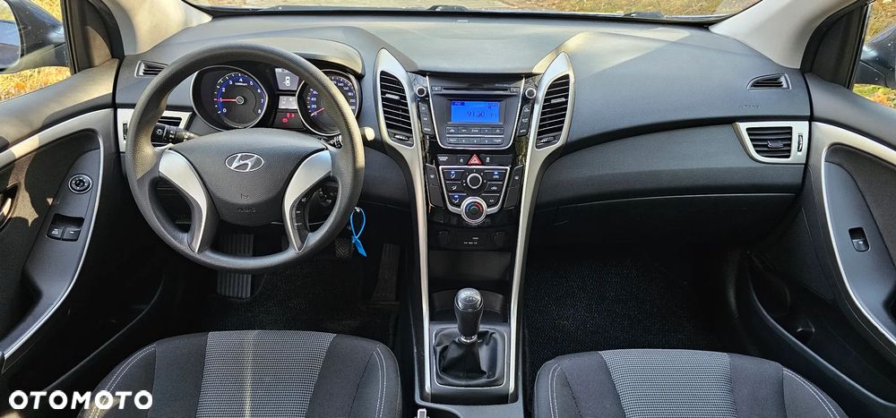 Hyundai i30 1.4 Select - 13