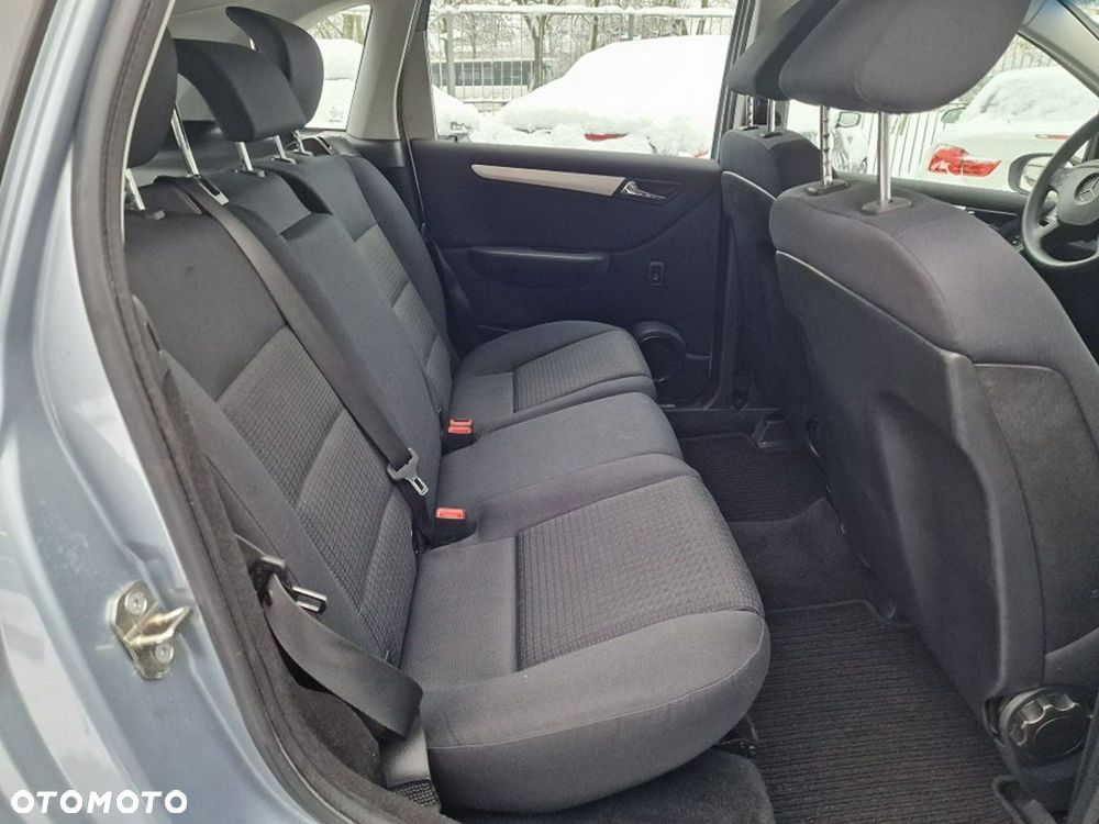 Mercedes-Benz Klasa B - 22