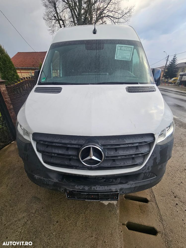 Mercedes-Benz Sprinter - 5
