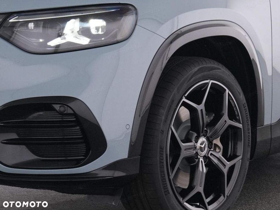 Mercedes-Benz GLB - 19