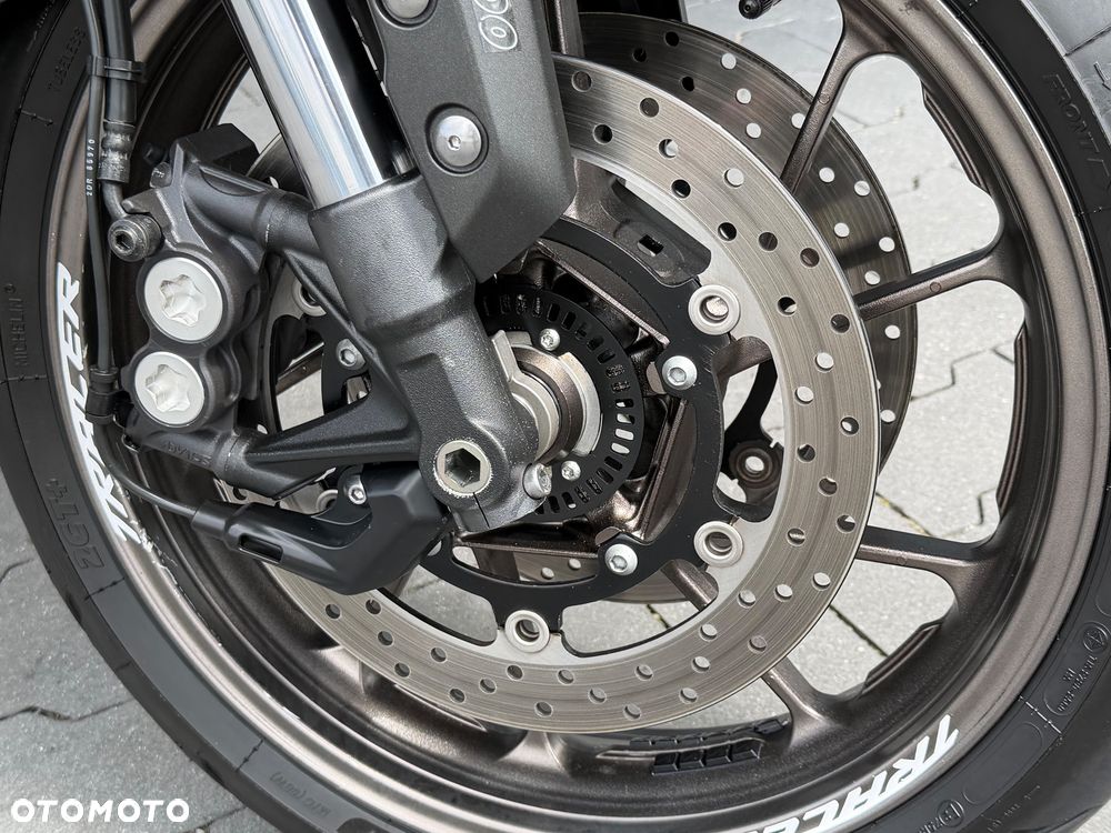 Yamaha Tracer - 19