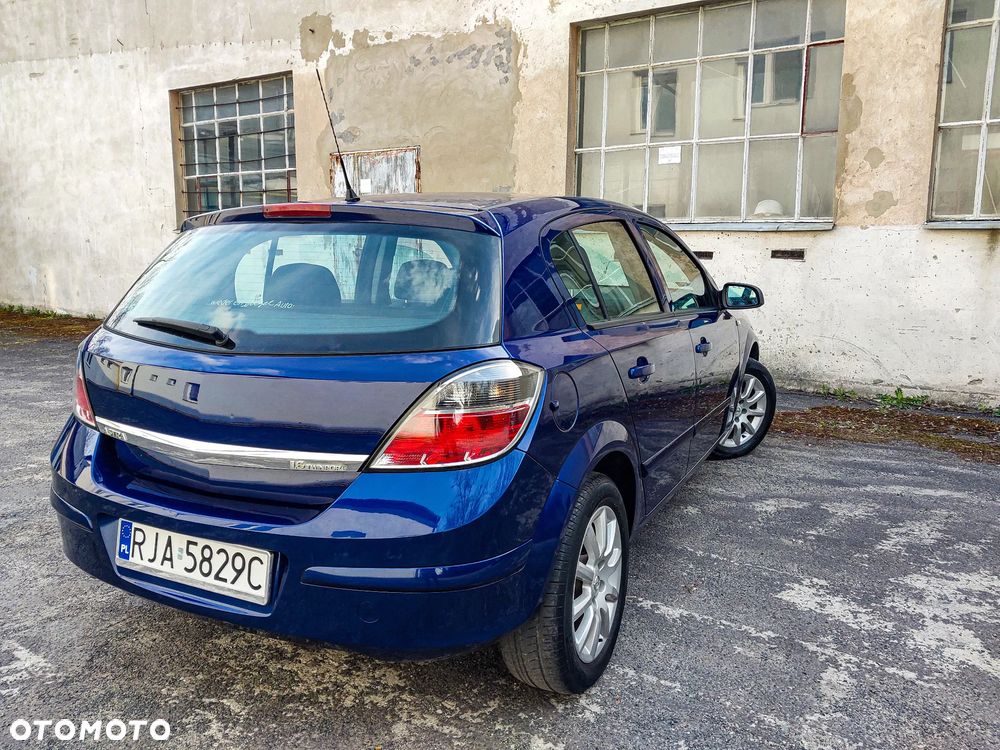 Opel Astra 1.6 Cosmo - 18