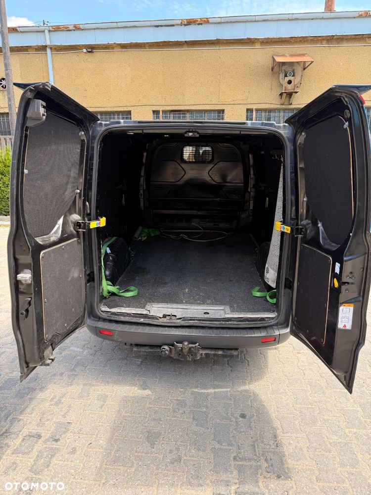 Ford TRANSIT CUSTOM - 9