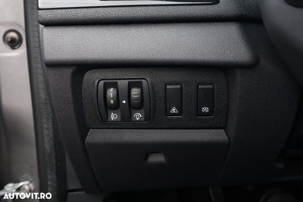 Renault Megane ENERGY dCi 110 Start & Stop Bose Edition - 23