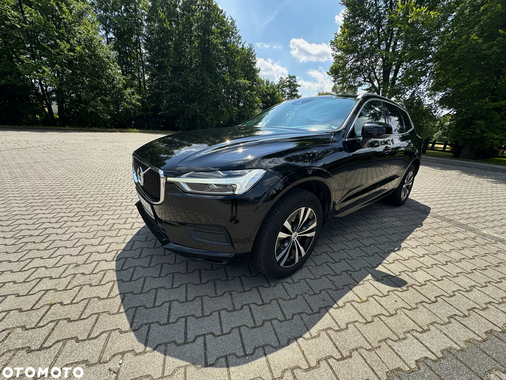 Volvo XC 60 D4 Momentum Pro - 25