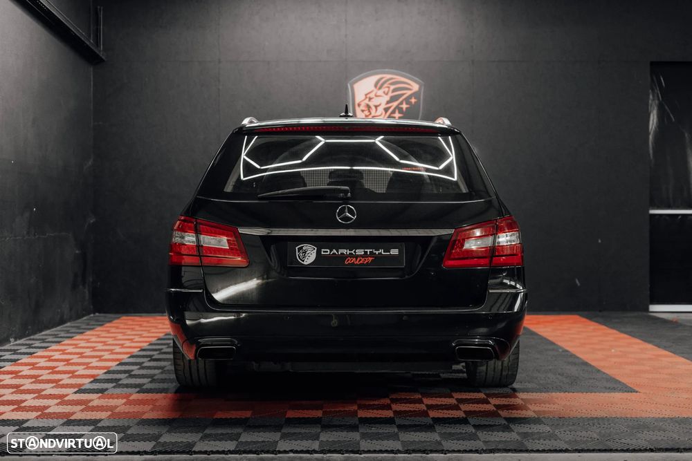 Mercedes-Benz E 220 CDI DPF BlueEFFICIENCY 7G-TRONIC Avantgarde - 4