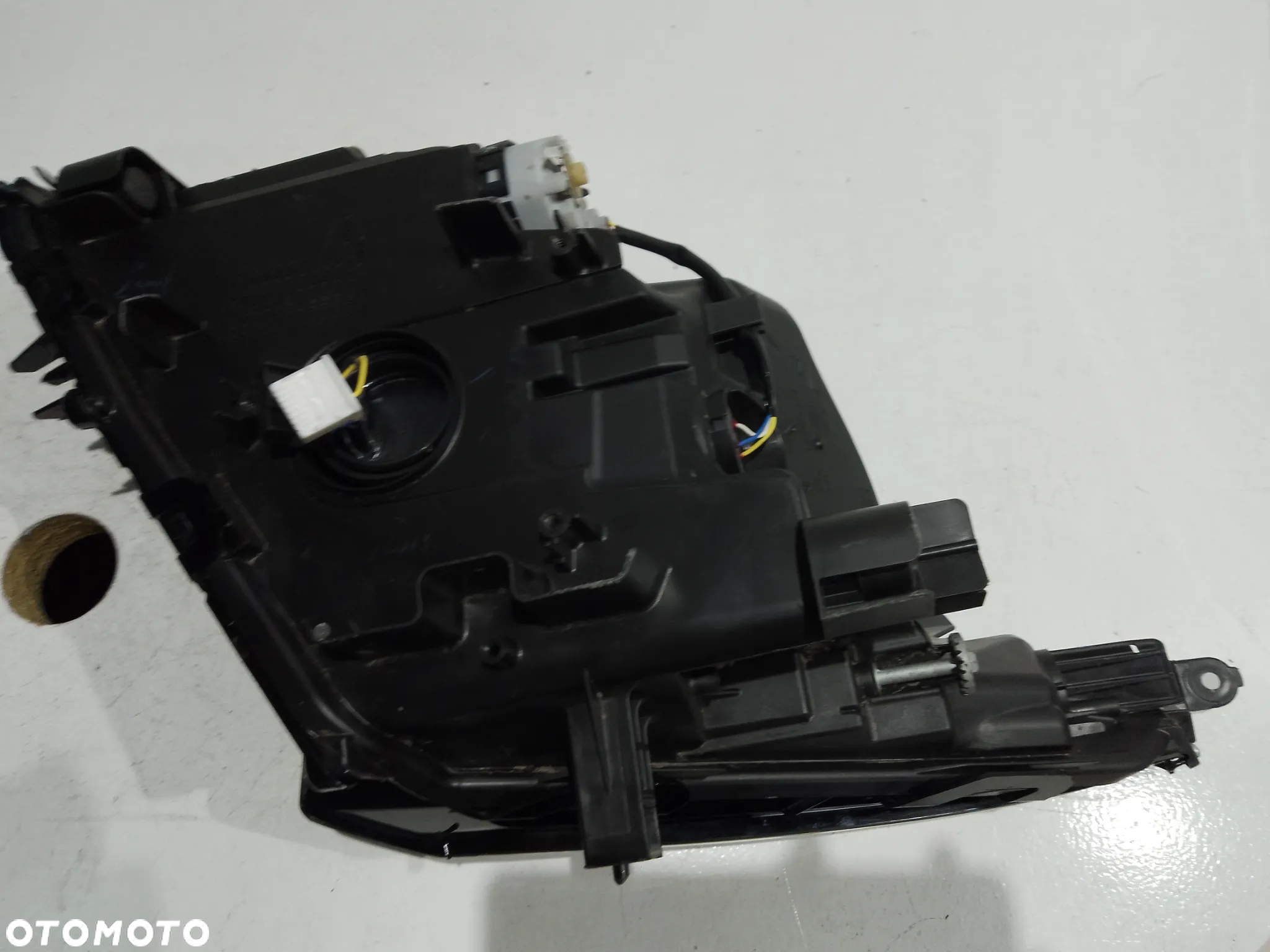 lampa przednia prawa LEXUS NX 200t 300 300h z1 2014-2021r - 13