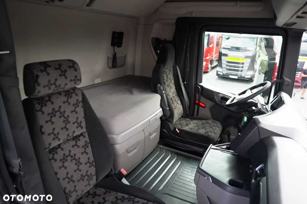 Scania R 410 / FIRANKA 9,5 M  / 6x2 / OŚ PODNOSZONA / WINDA DHOLLANDIA  / EURO 6 - 37