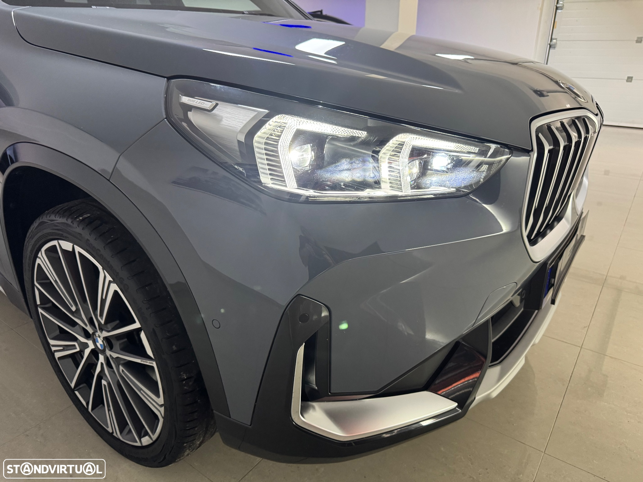 BMW X1 sDrive18i xLine - 27