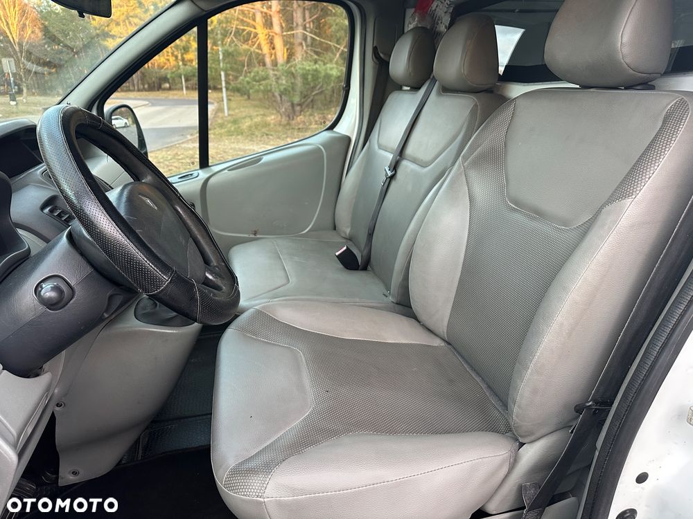 Renault TRAFIC - 13