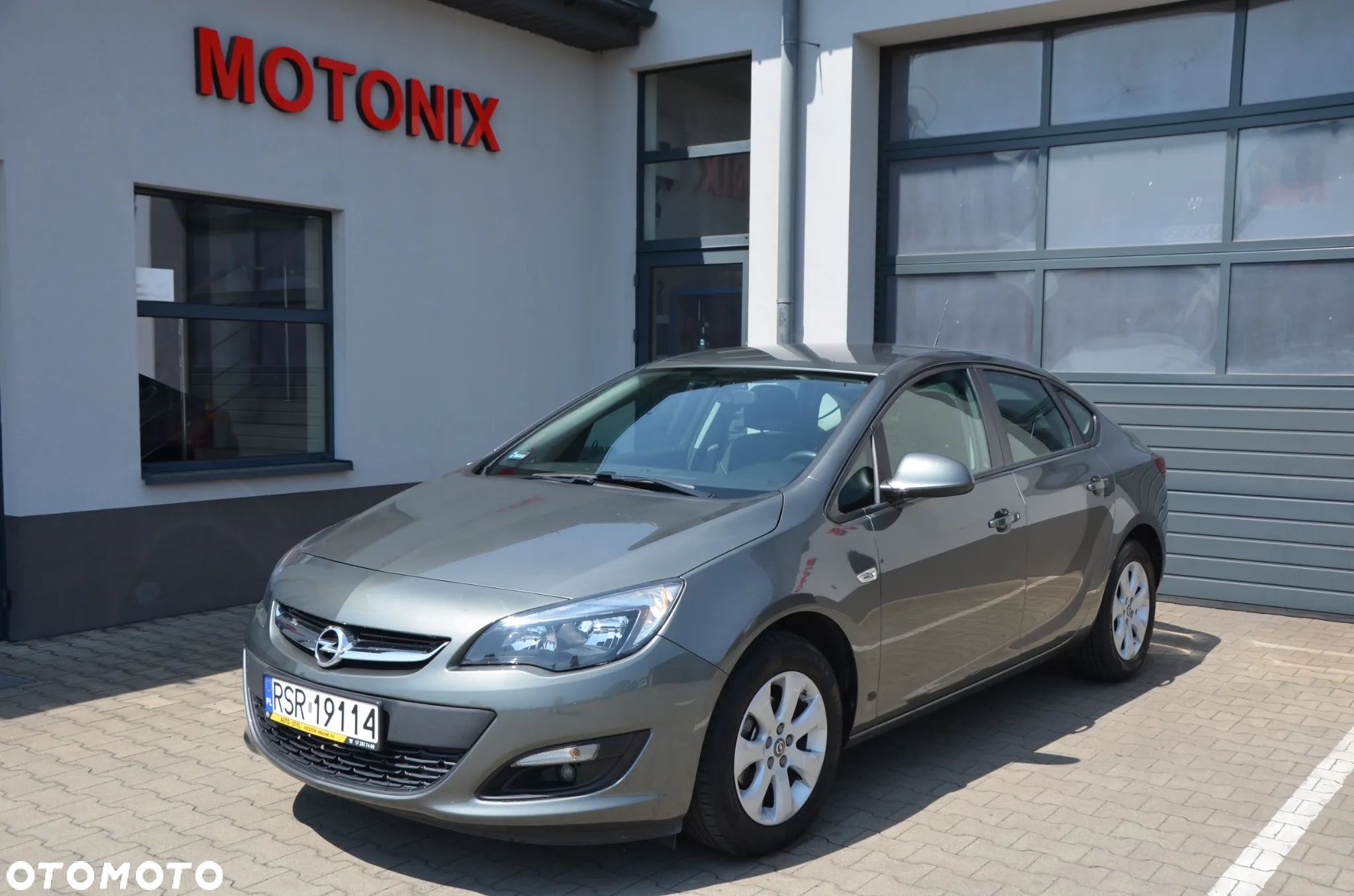 Opel Astra - 1