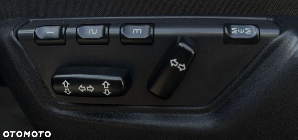 Volvo XC 90 - 19