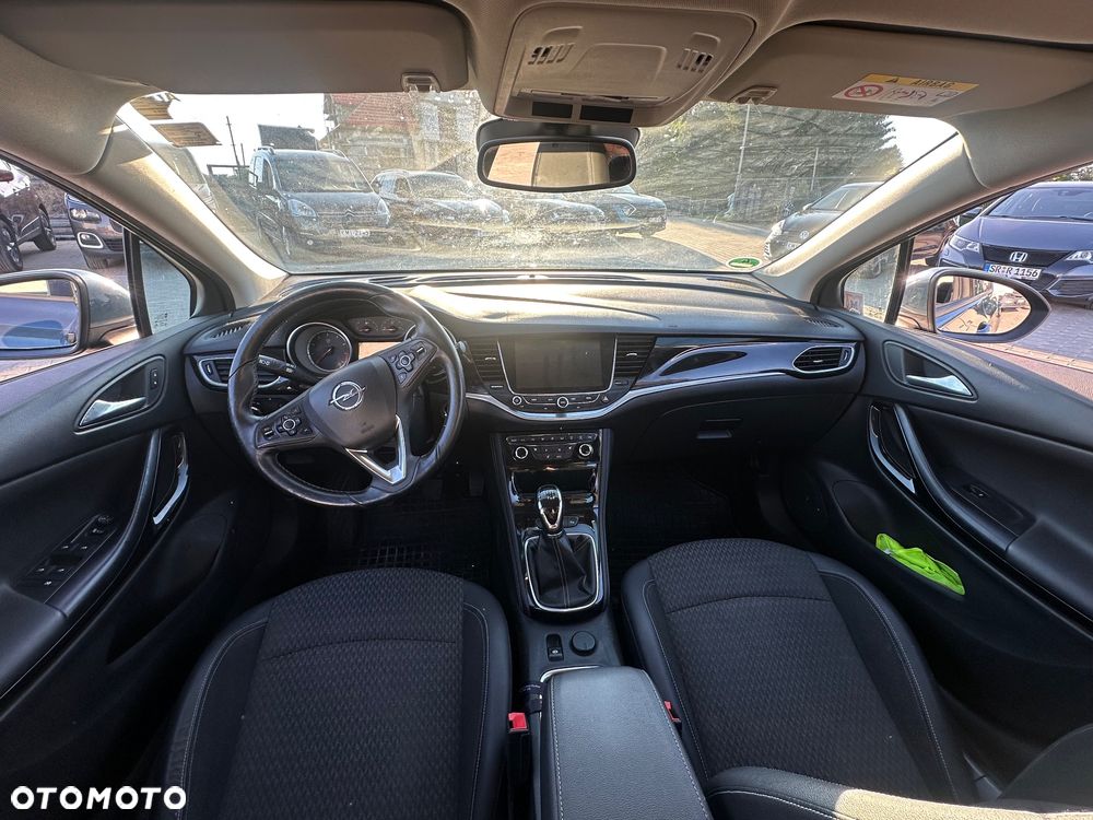 Opel Astra 1.4 Turbo Start/Stop Dynamic - 11