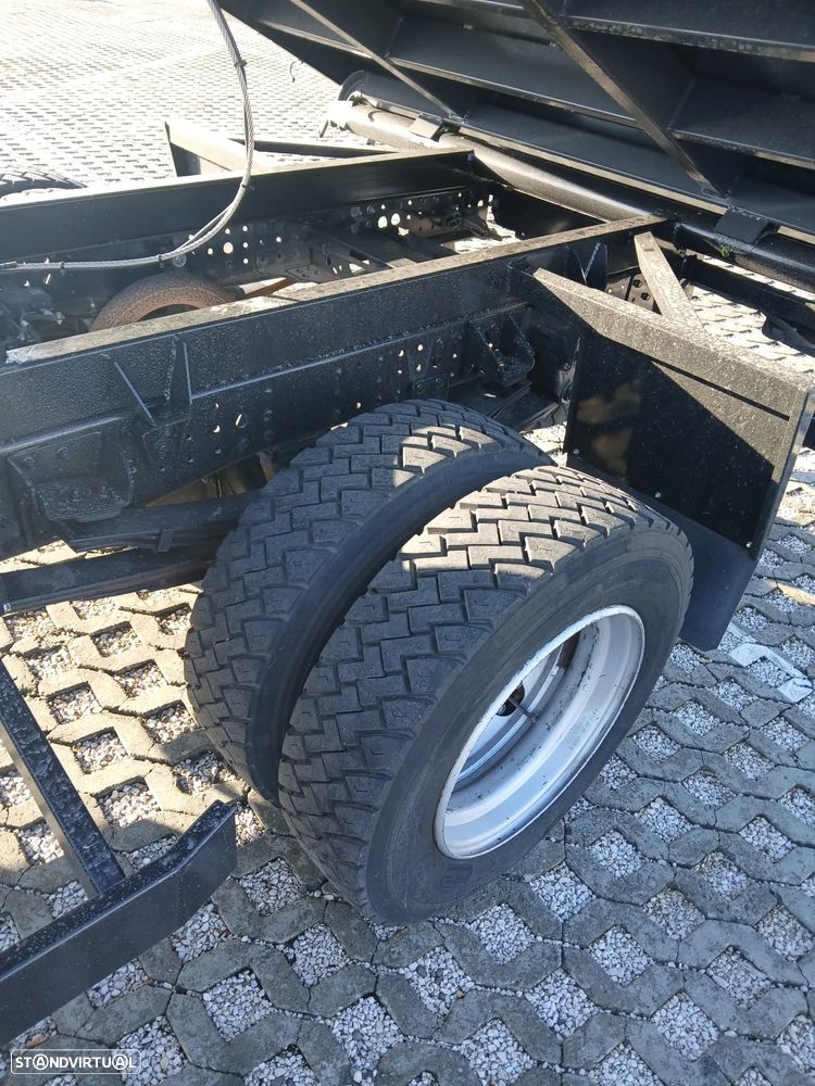 Mitsubishi FUSO CANTER 7C15E - 5