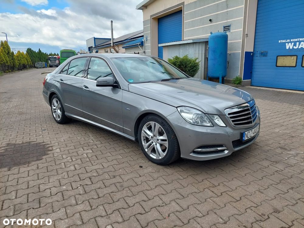 Mercedes-Benz Klasa E 200 CDI DPF BlueEFFICIENCY 7G-TRONIC - 6