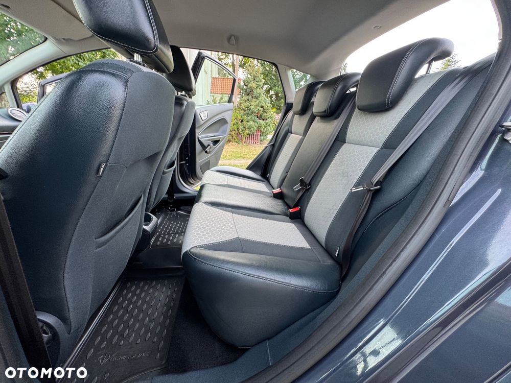 Ford Fiesta - 26