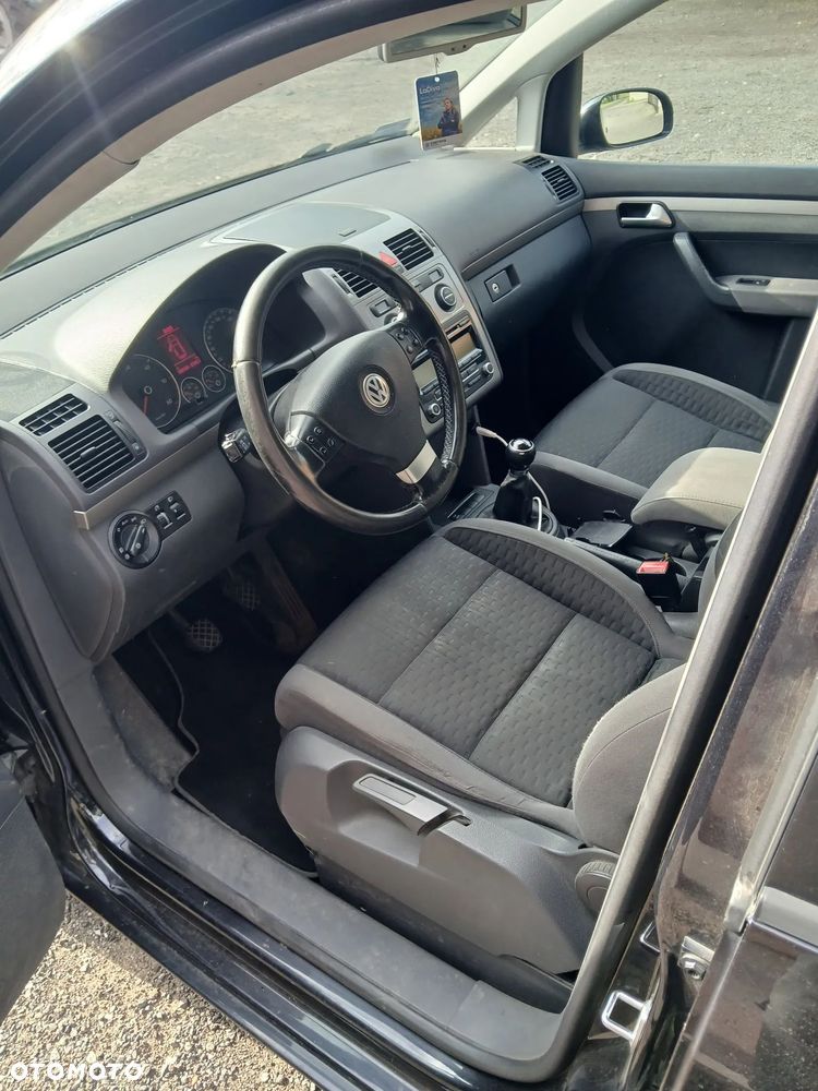 Volkswagen Touran 1.9 TDI Highline - 8