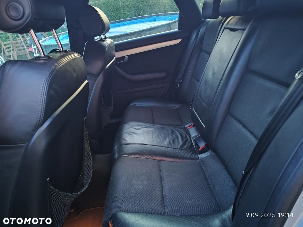 Audi A4 Avant 3.0 TDI Quattro - 22
