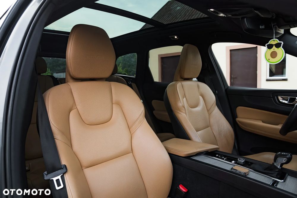 Volvo XC 60 D5 SCR AWD Inscription - 35