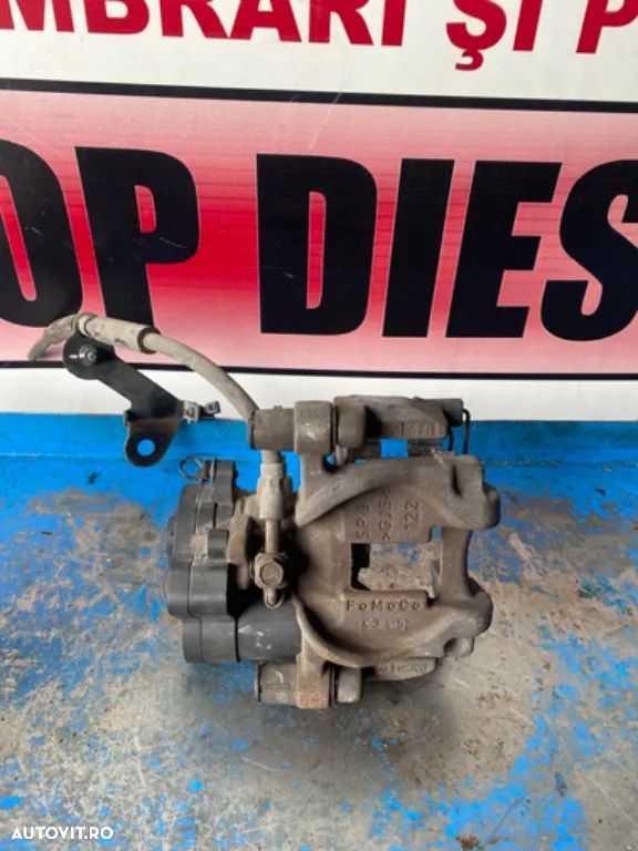 Etrier stanga dreapta spate FORD KUGA II 2.0 2014 2015 2016 2017 2018 - 2