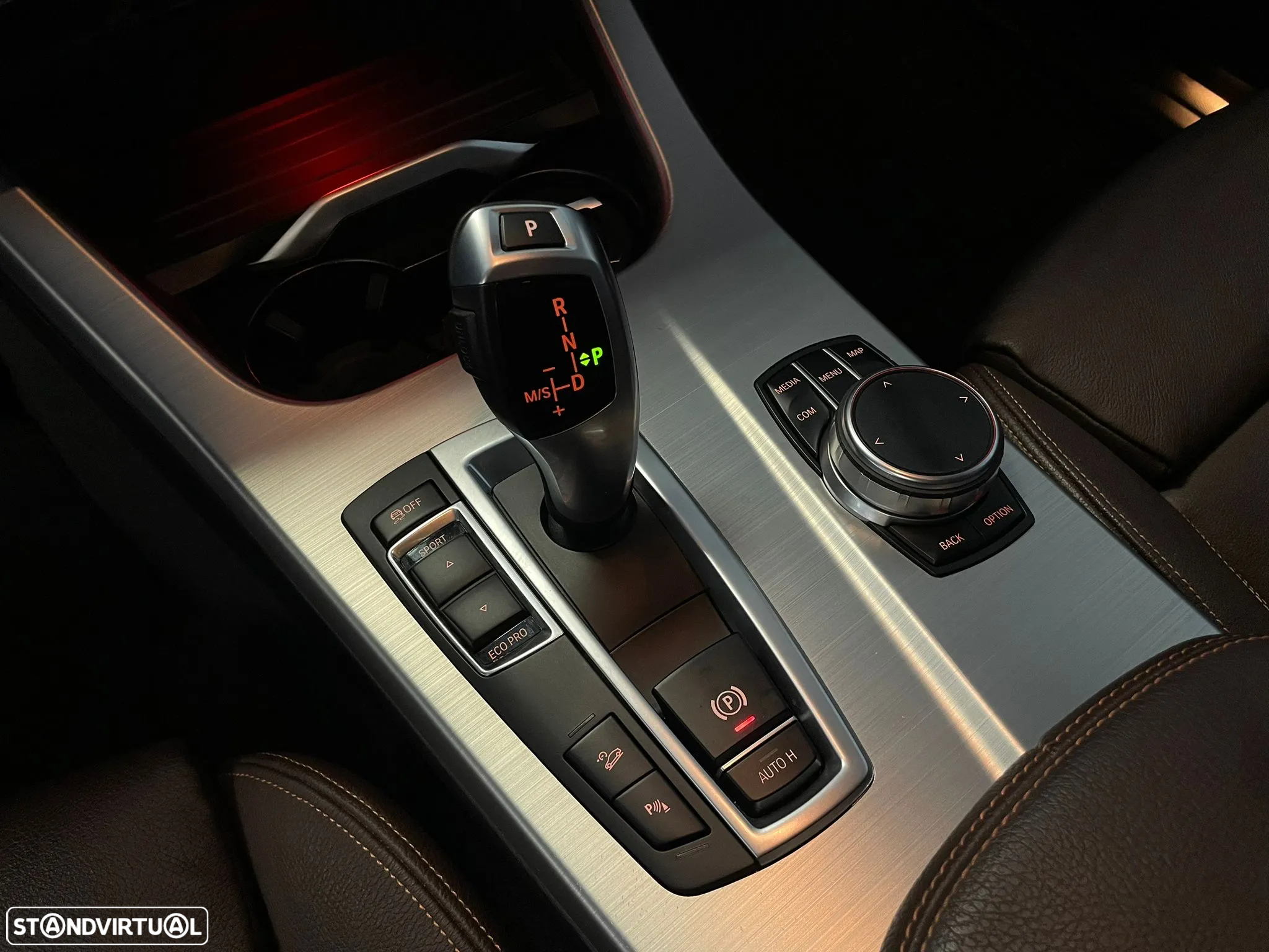 BMW X4 20 d xDrive Pack M - 31