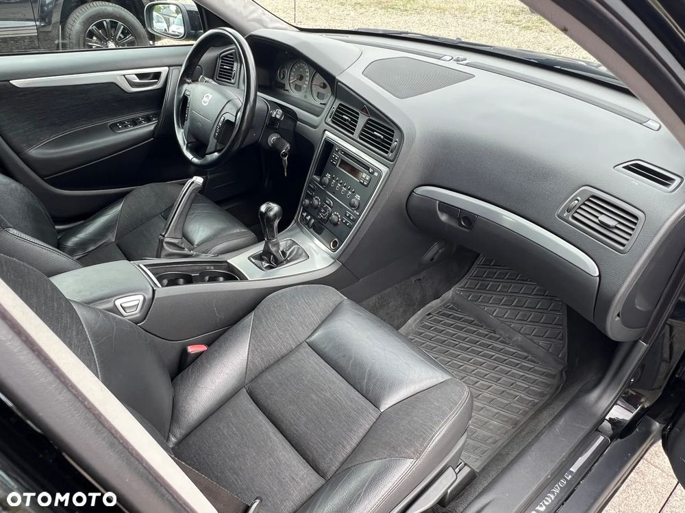 Volvo V70 2.4 Edition Comfort - 21