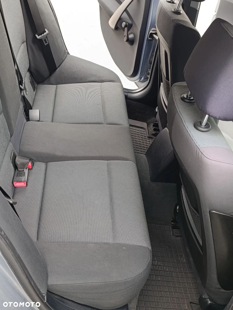 BMW Seria 1 116i - 16