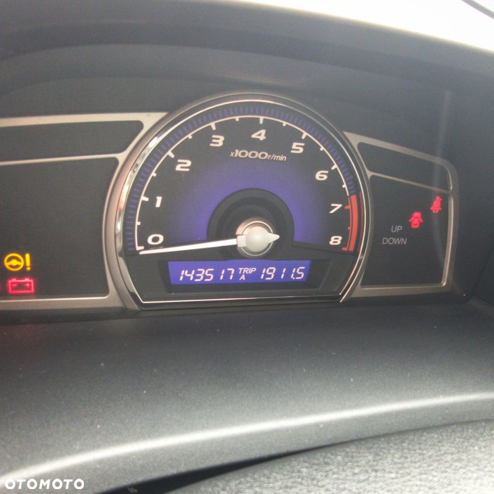 Honda Civic 1.8 Executive - 6