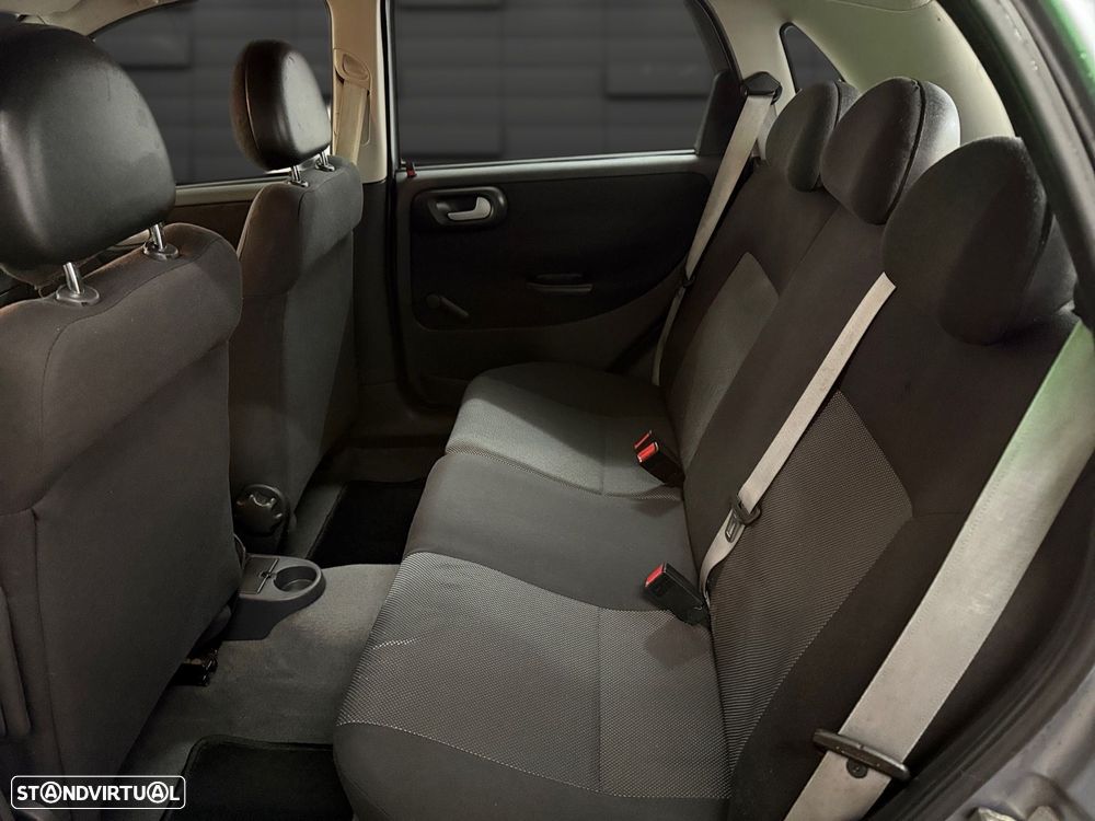 Opel Corsa 1.2 Twinport Silver Plus - 10