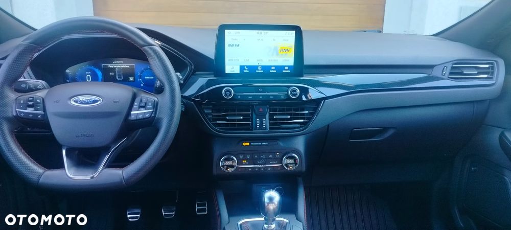 Ford Kuga - 16