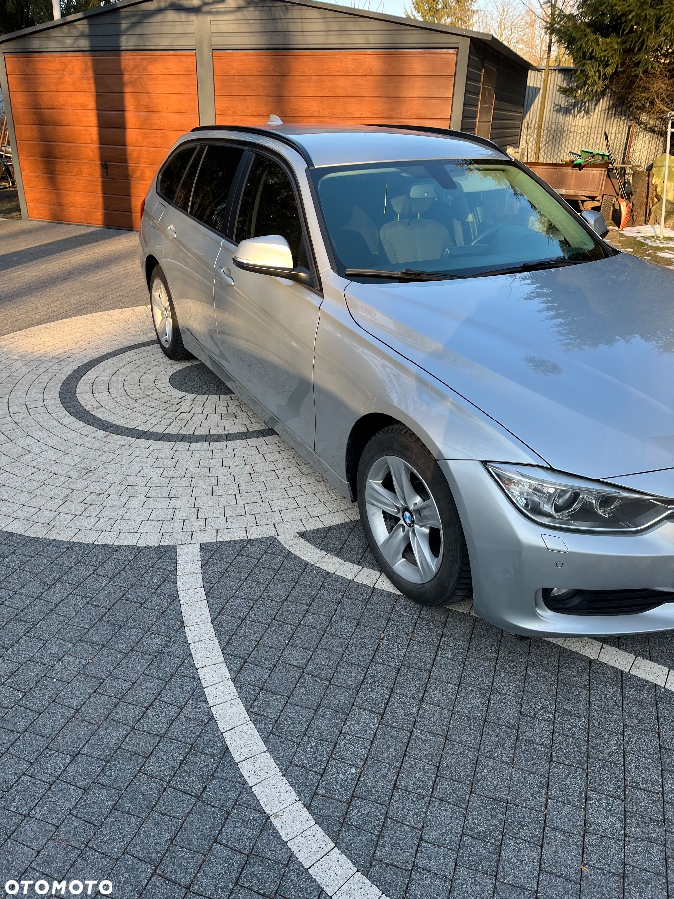 BMW Seria 3 318d - 21
