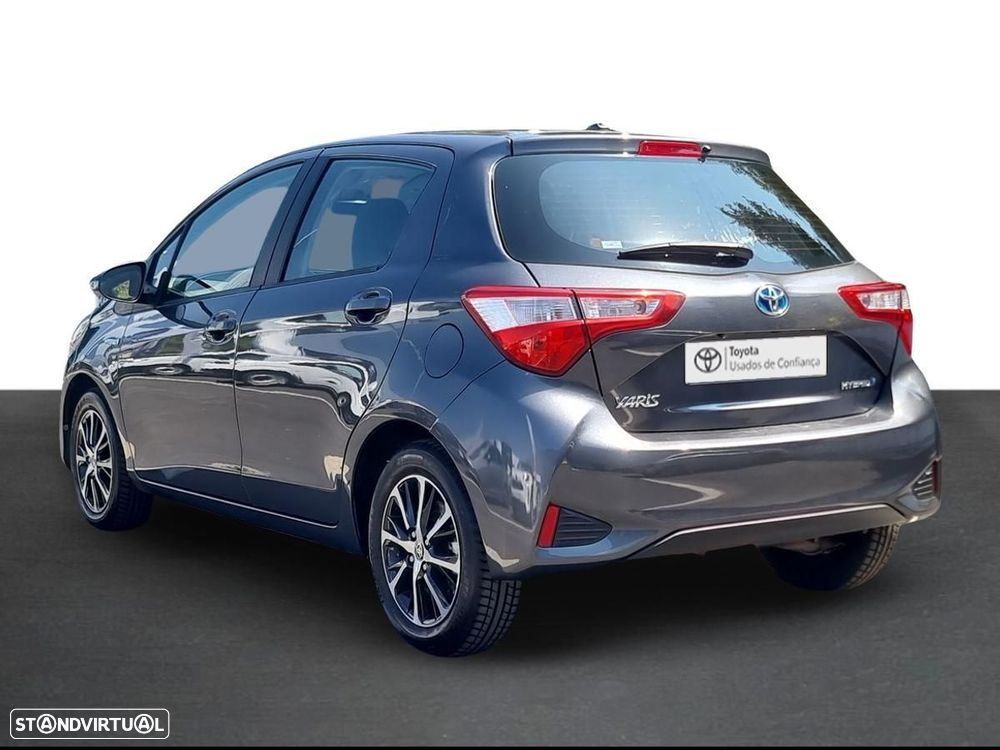 Toyota Yaris 2018 photo 2