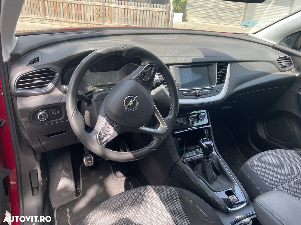 Opel Grandland X 1.2 Turbo START/STOP Design Line - 7