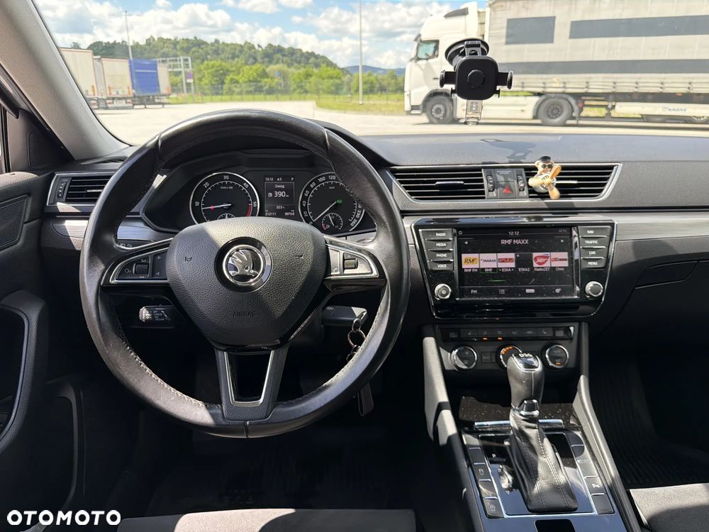 Skoda Superb 2.0 TDI Style DSG - 14