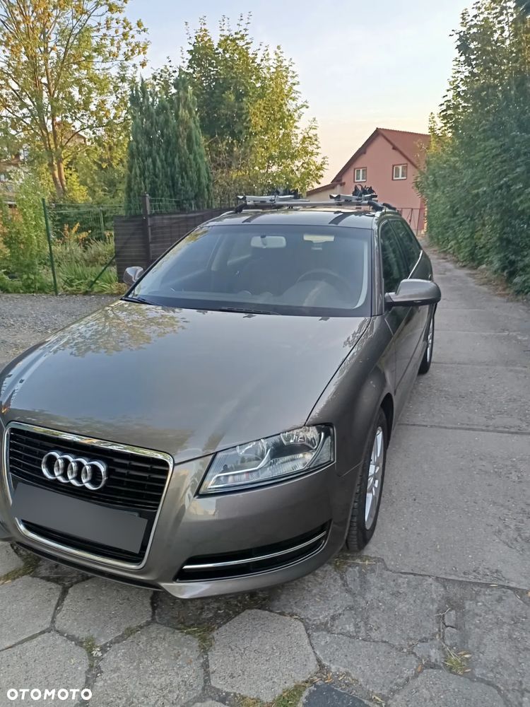 Audi A3 Sportback 1.6 Ambiente - 3