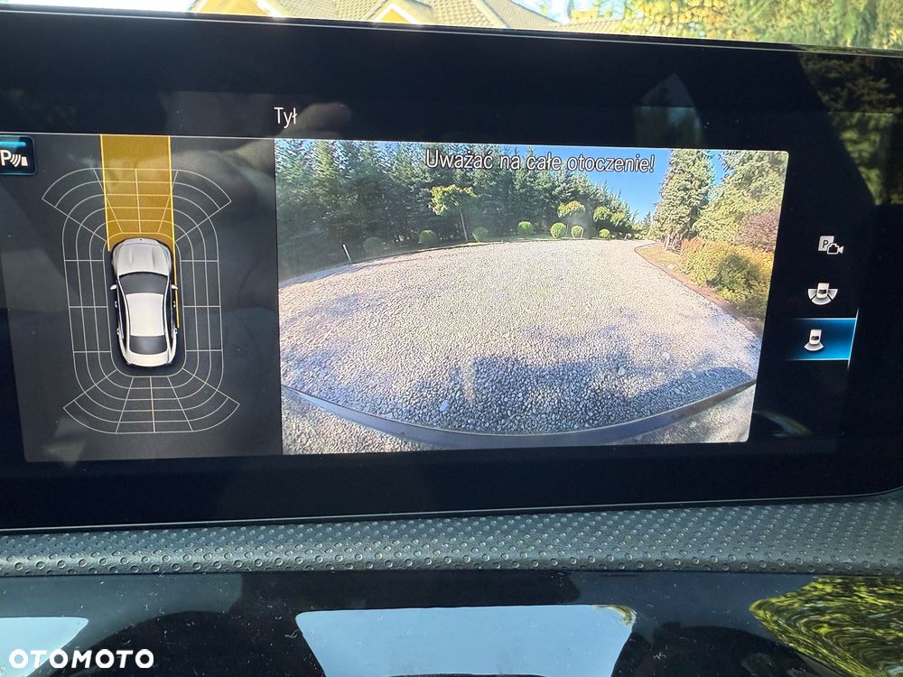 Mercedes-Benz CLA - 13