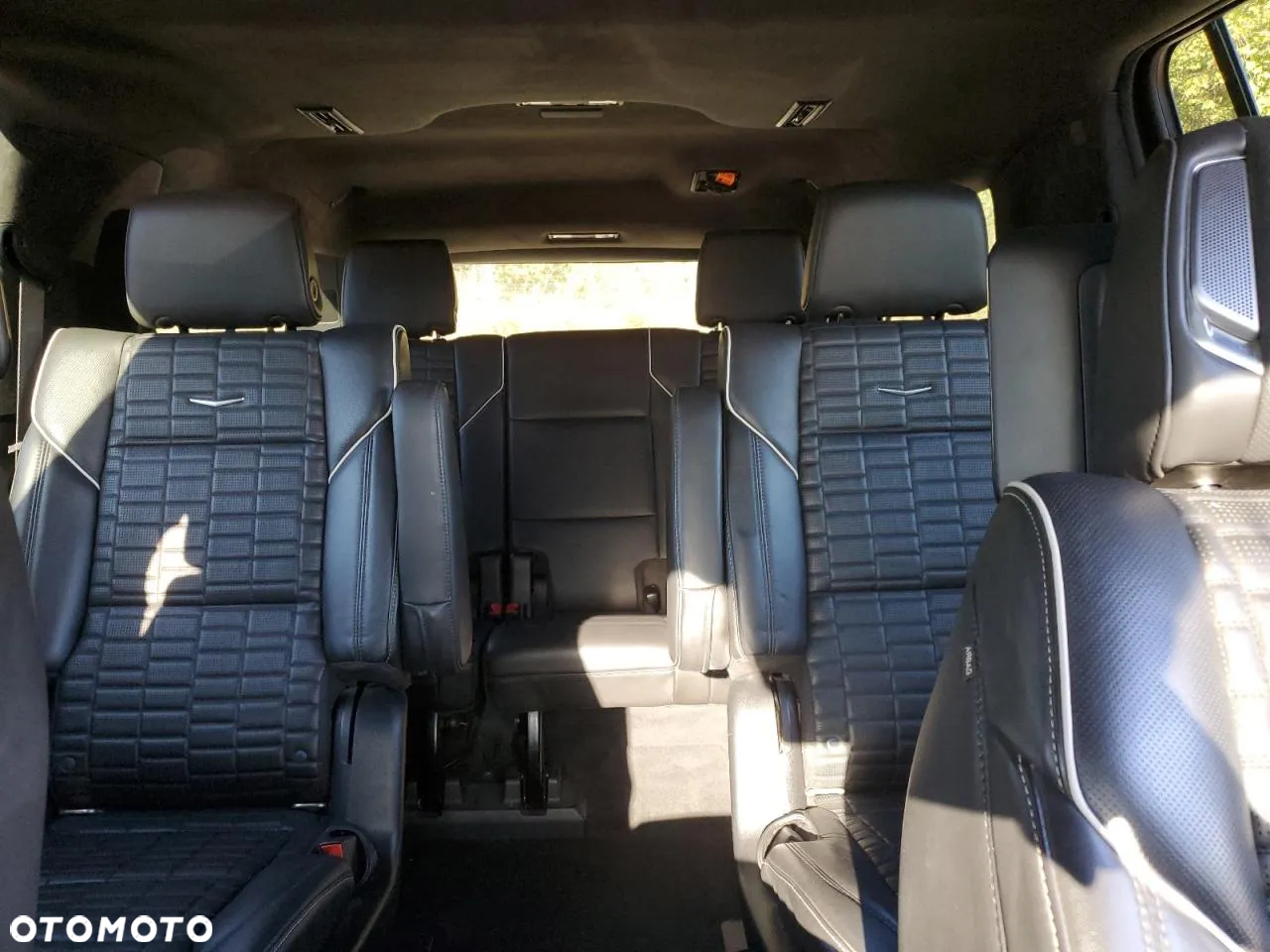 Cadillac Escalade 6.2 V8 AWD AT Platinum - 6