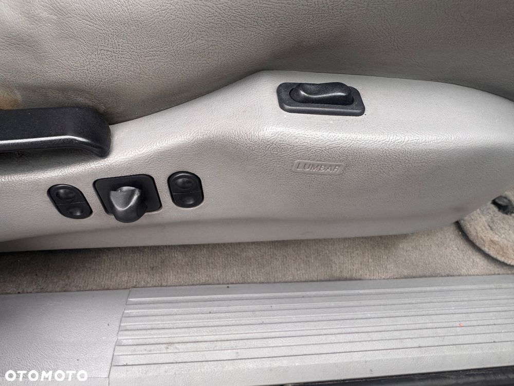 Ford Explorer 4.0 - 26