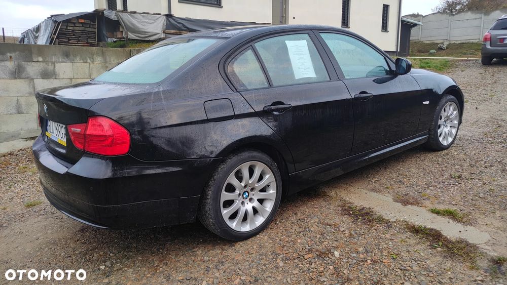 BMW Seria 3 318i - 6