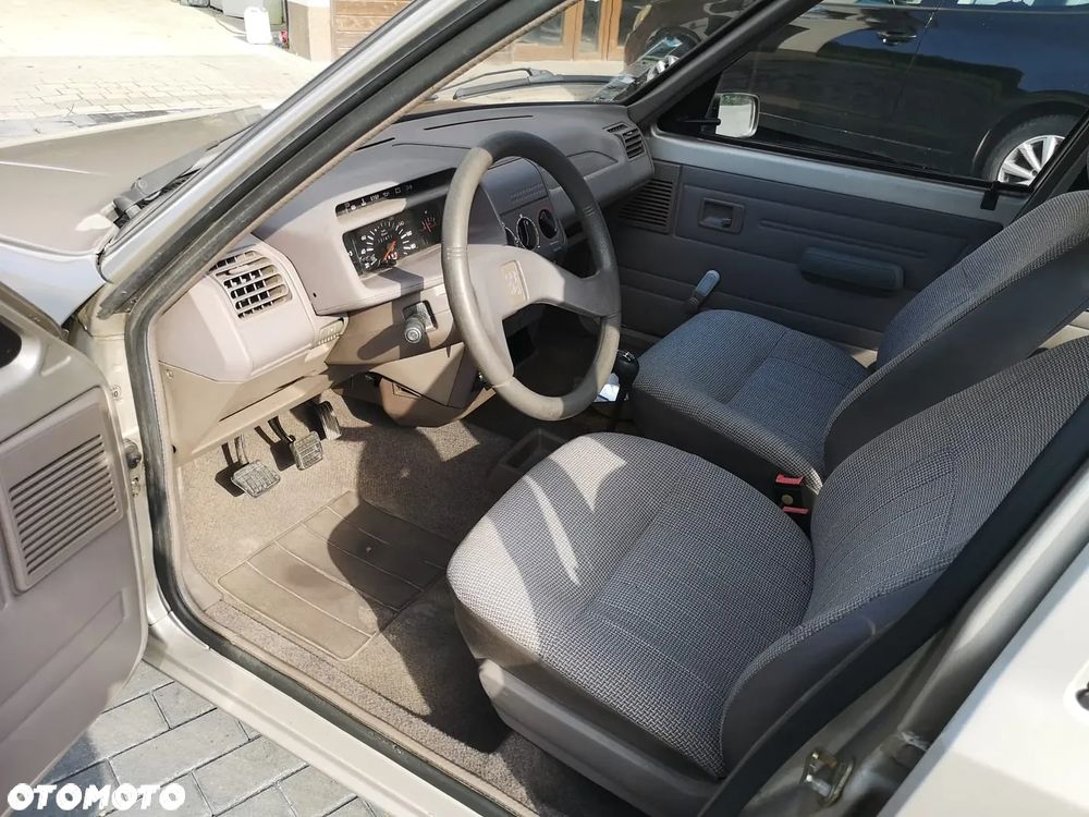 Peugeot 205 1.1 GL - 14