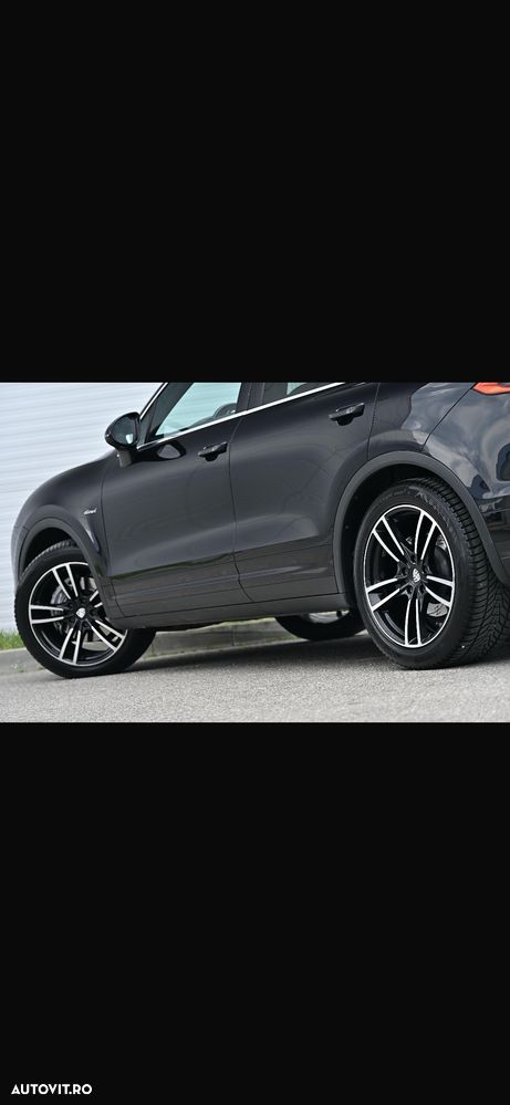 Porsche Cayenne 3.0 L - 18
