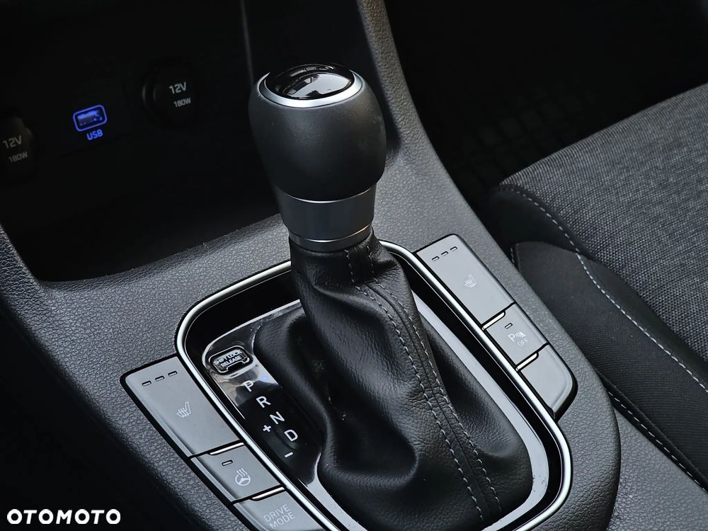 Hyundai i30 1.5 T-GDI 48V Smart DCT - 32