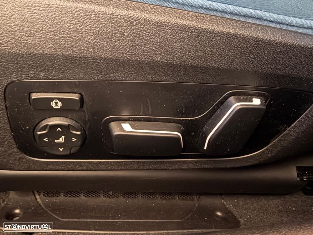 BMW M3 Competition M xDrive - 35