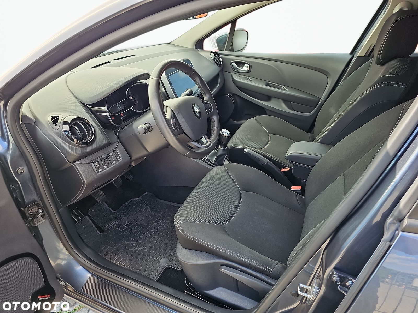 Renault Clio 0.9 TCe Alize - 9
