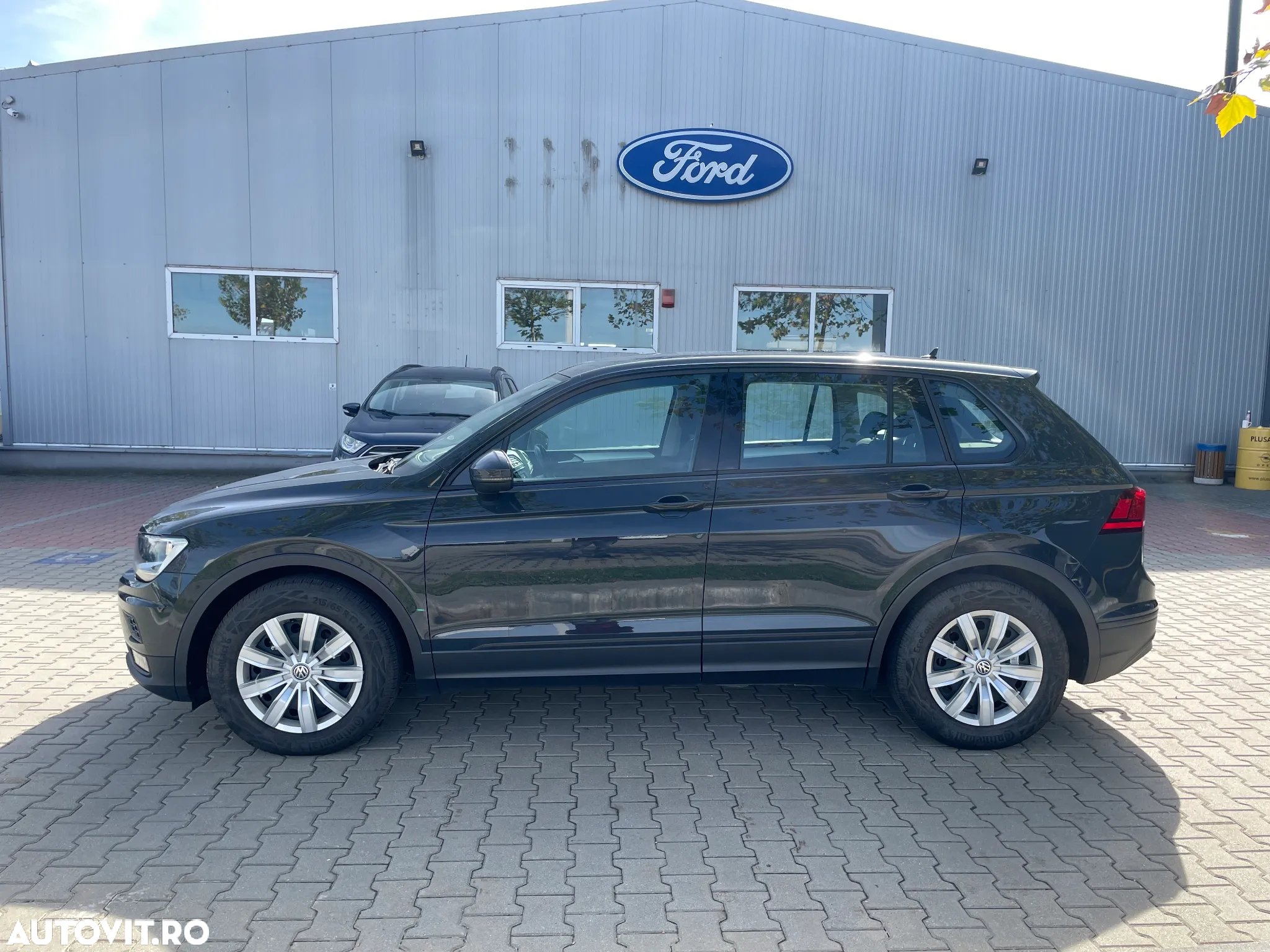 Volkswagen Tiguan 1.5 TSI ACT DSG Trendline - 4