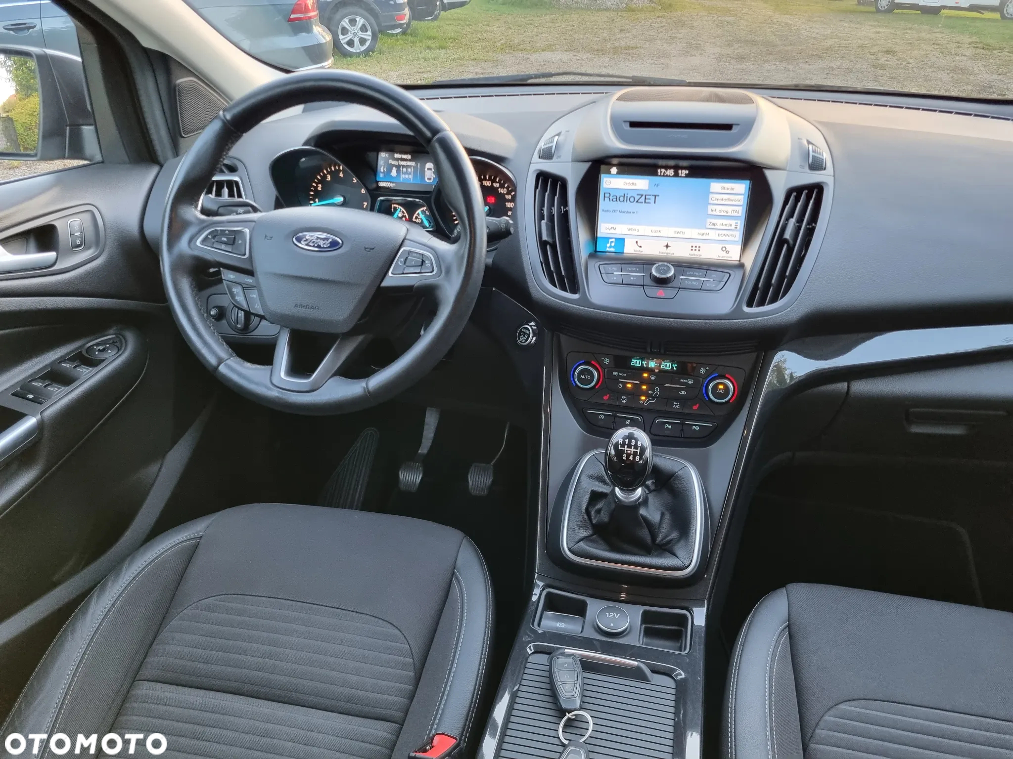 Ford Kuga 1.5 EcoBoost 2x4 Titanium - 17