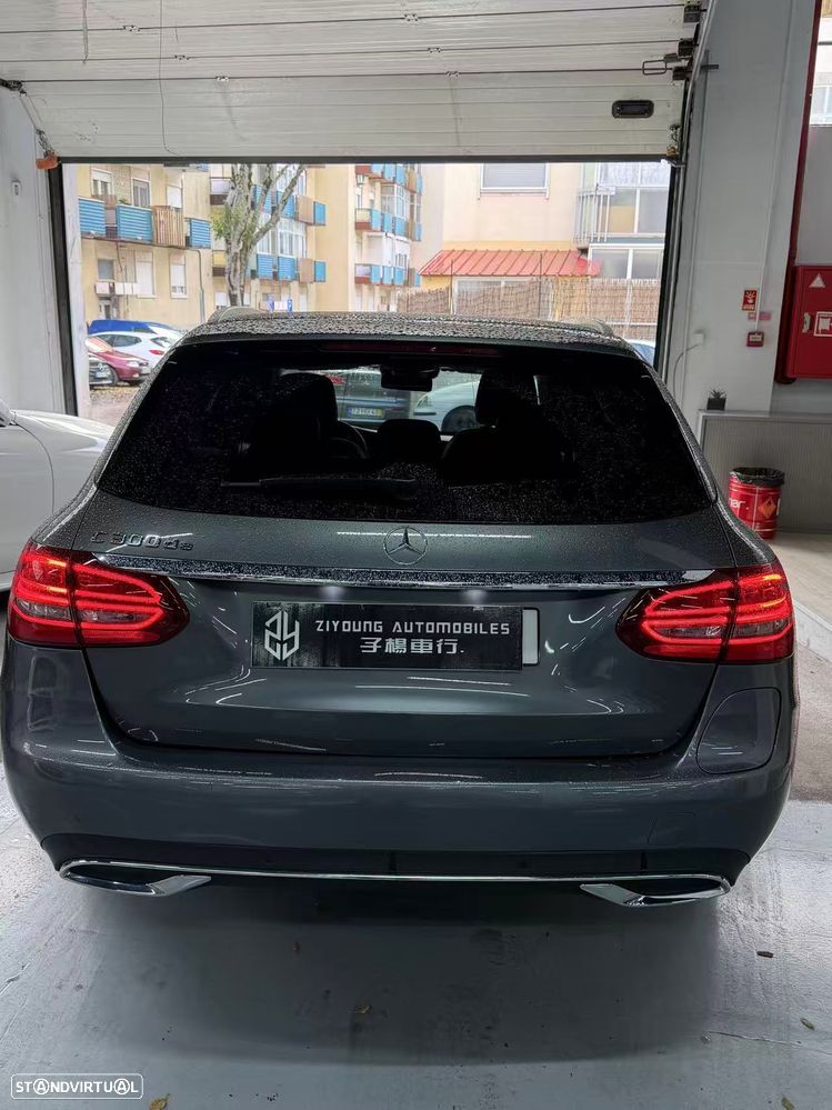 Mercedes-Benz C 300 BlueTEC Hybrid AMG Line - 8